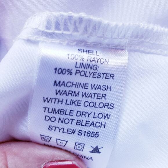 Alya  White Gauze‎ Navy Embroidered Skater Skirt Size Large Fully lined - Picture 6 of 10